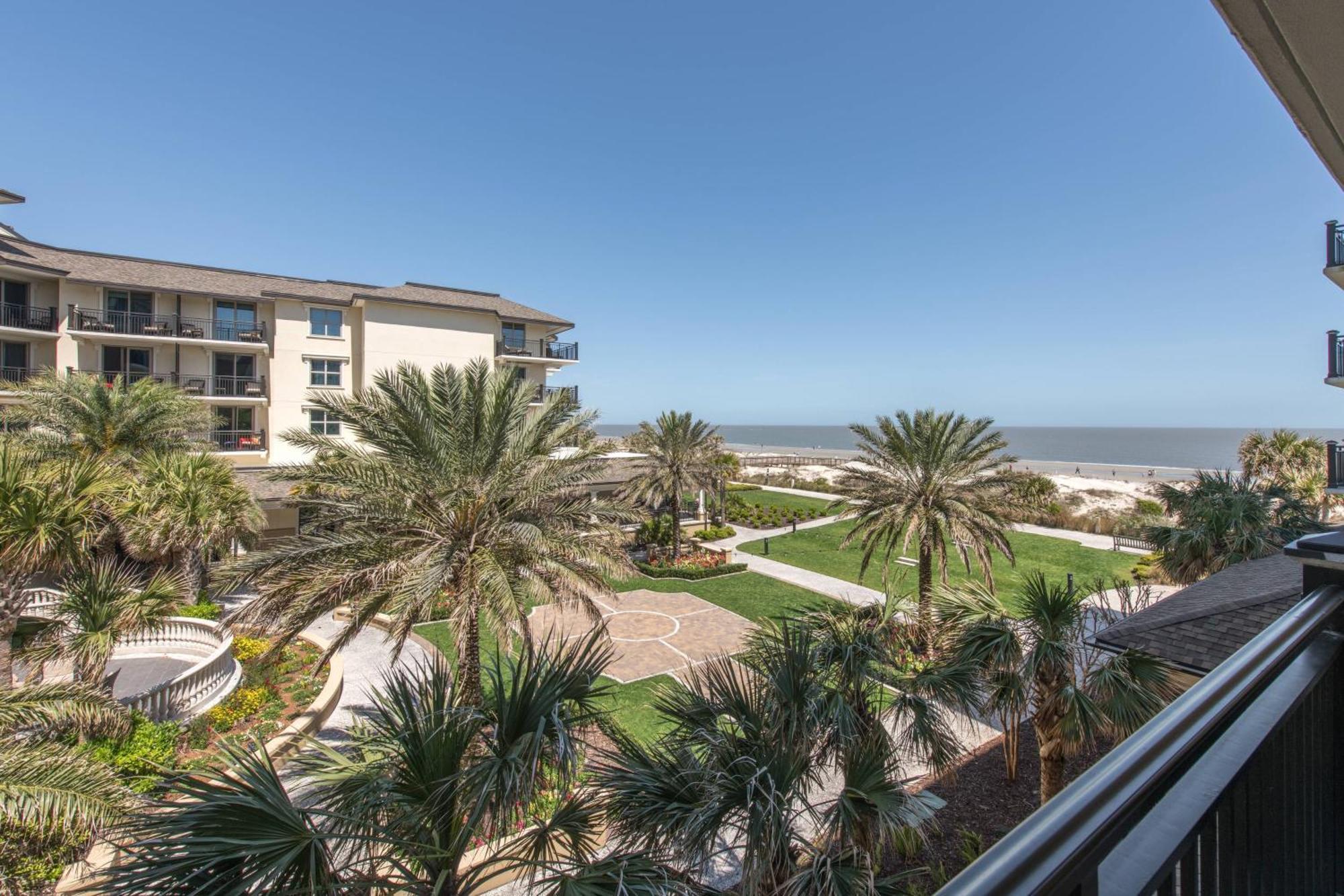 Ocean View Guest room 1 King Balcony,1649980216:JPEG